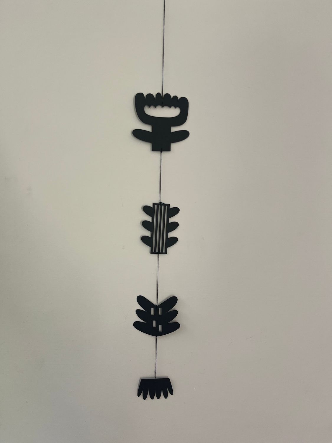 MOBILE • BLACK BLOOM