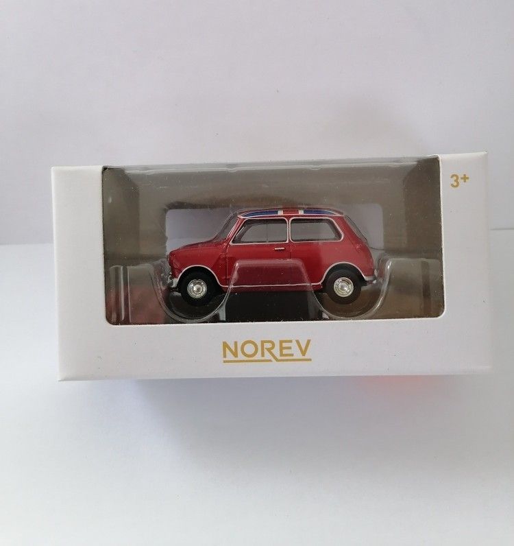Norev Scale 1/54 Mini S Cooper 1964 Tartan Red with Flag