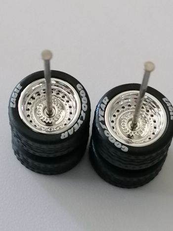Disc Sunken Silver Plated Branded Tread Tyre