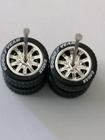 10 Spoke With Line Silver Plated Branded Treaded Tyre