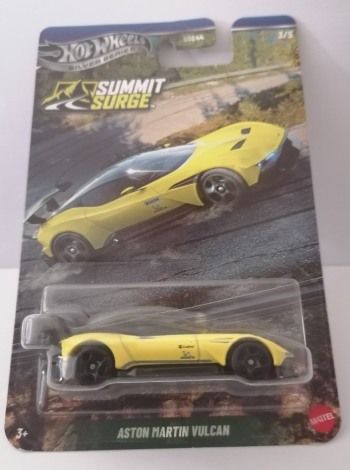 Hot Wheels Summit Surge Aston Martin Vulcan