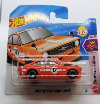 Hot Wheels Compact Kings 1972 Datsun Sunny Coupe