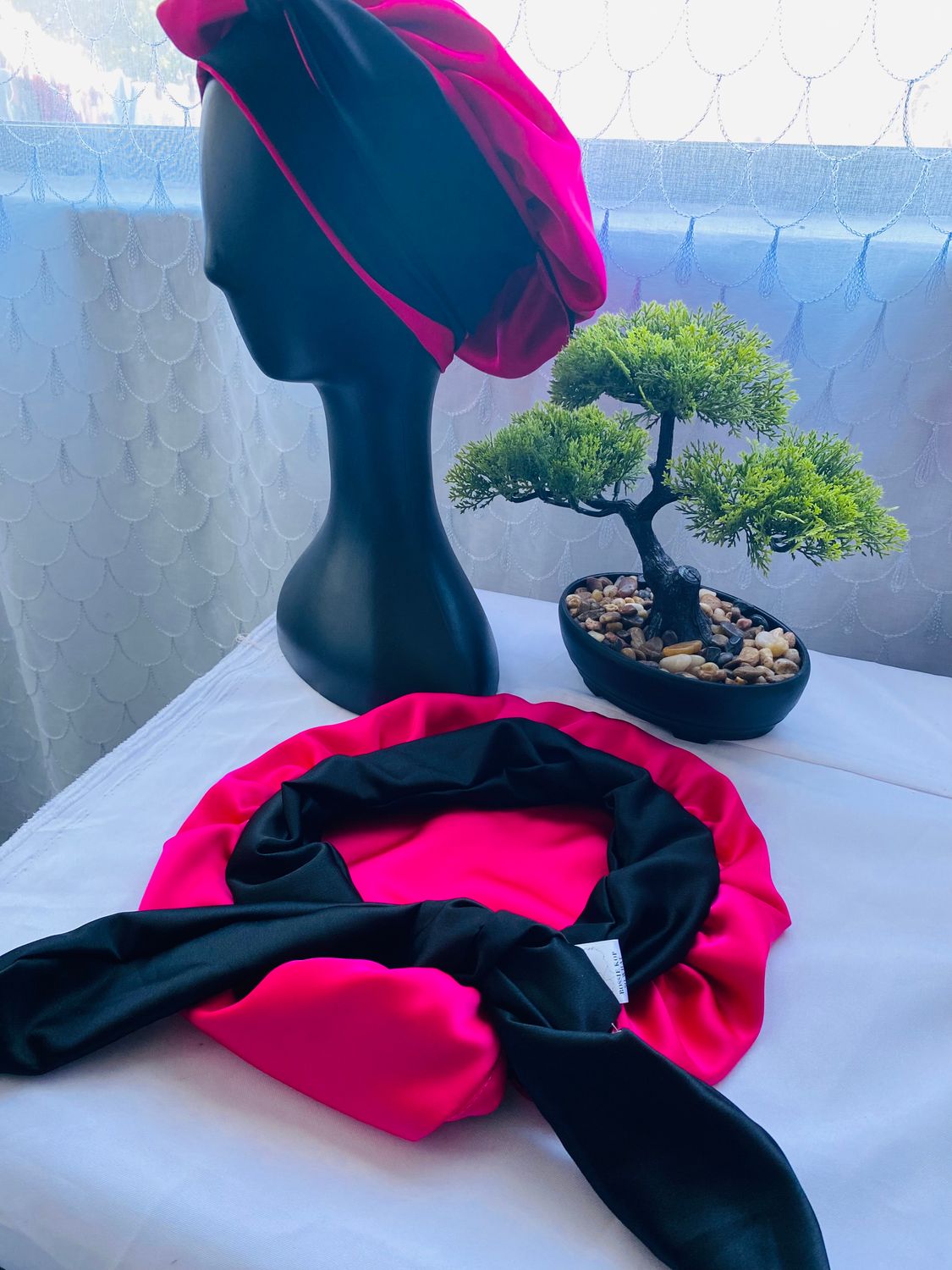 Reversible Satin lined bonnet