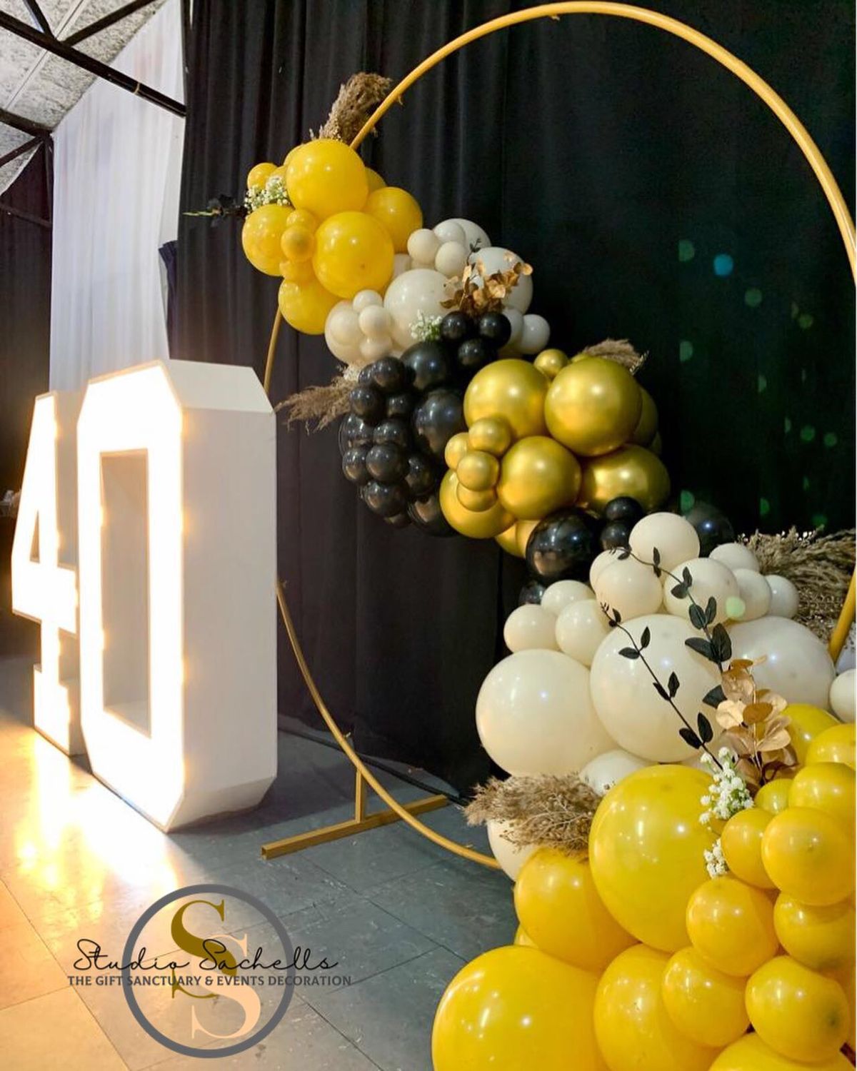 Circle Hoop Displays