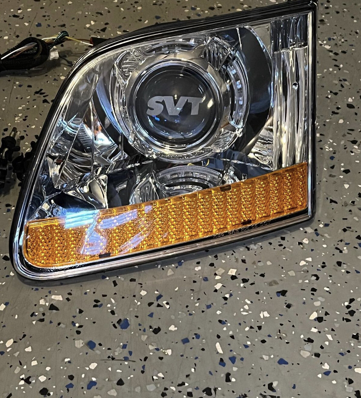 97-03 Ford F150 Harley Edition Chrome Headlights & Corner Lights – Amber/Clear Combo
