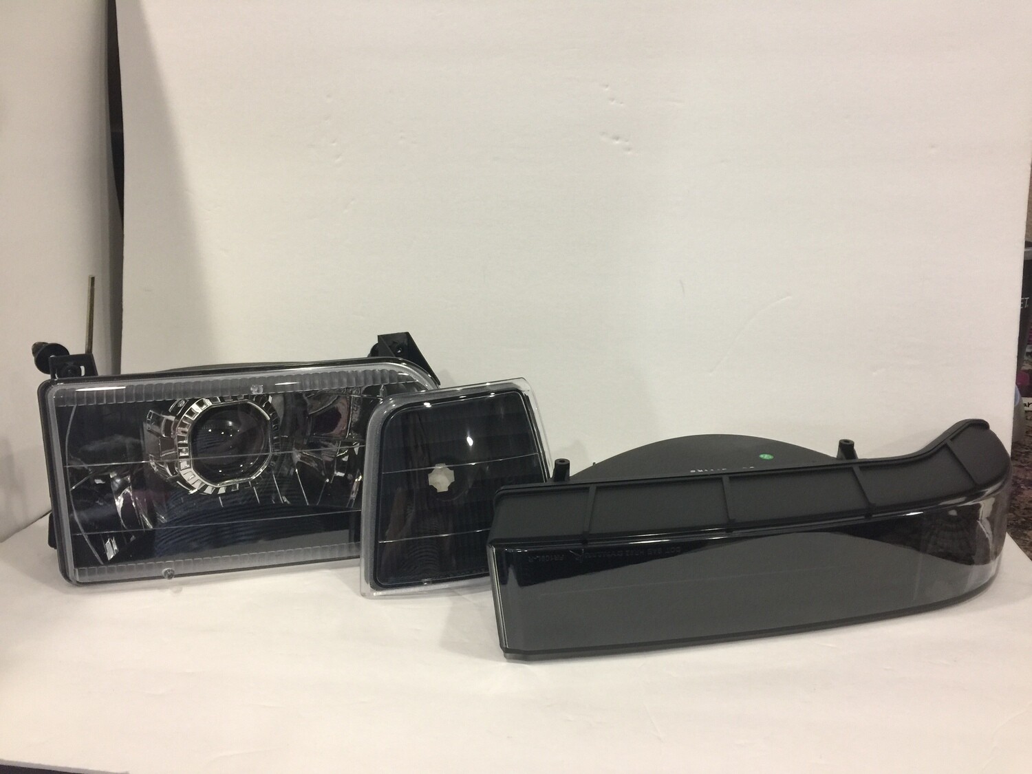 92-97 Ford OBS Black/Chrome 3 piece retrofit 92-97 Ford OBS Black/Chrome 3 piece retrofit