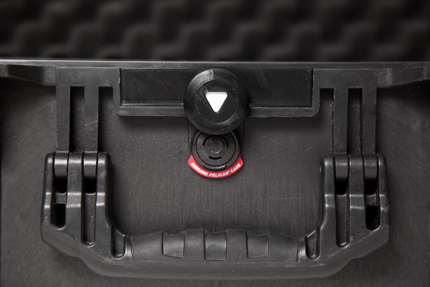 Pelican Protector AirTag Sticker Mount (Black) - AirTag Case