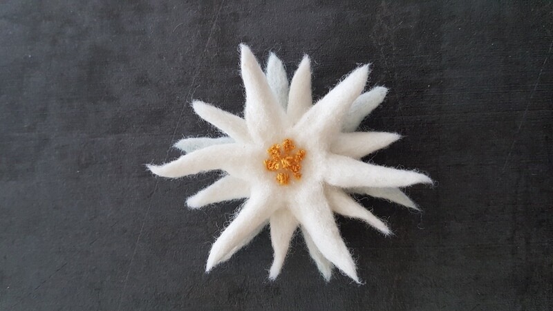 Edelweiss Brosche