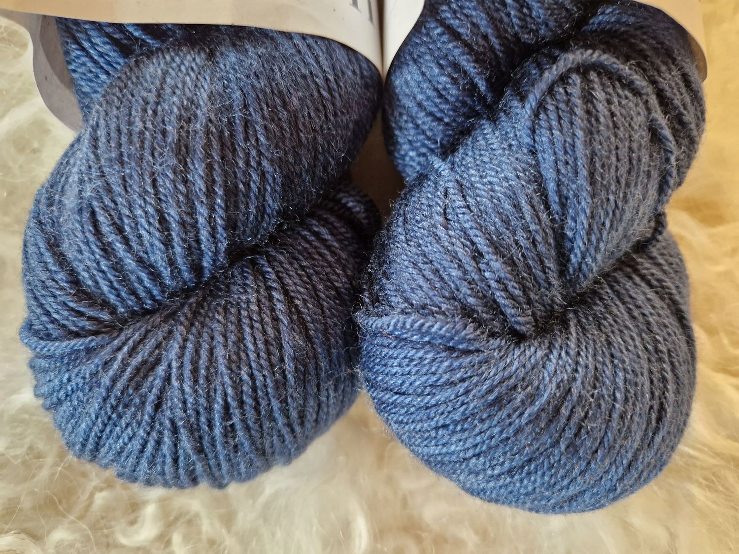 Wolle Kolibri Merino/Seide  Dunkelblau