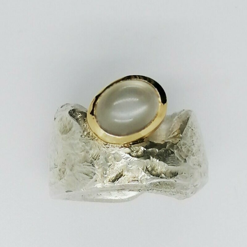 Ring "Mondfels"