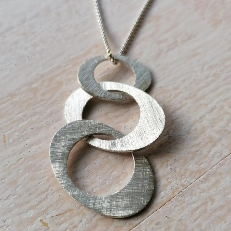 Anhänger oval