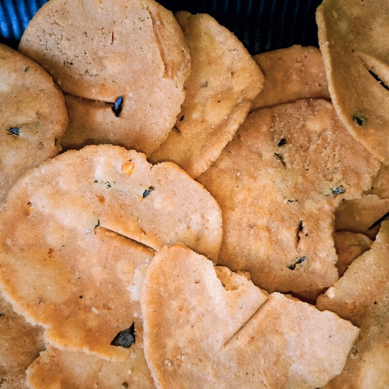 THATTAI / THATTU VADAI ( 200 grams )