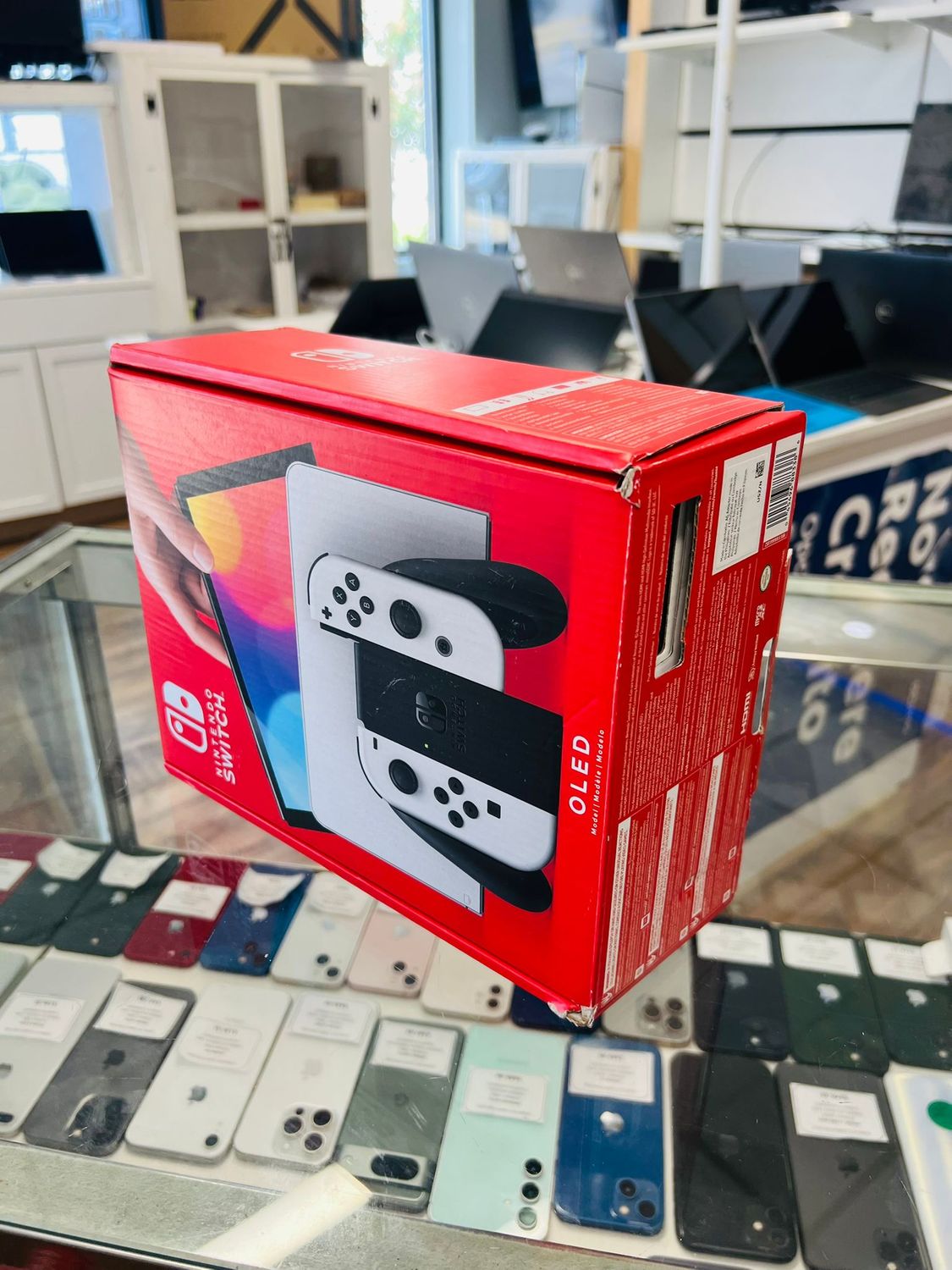 Nintendo Switch OLED | White Joy-Con Edition | Open Box | Like New
