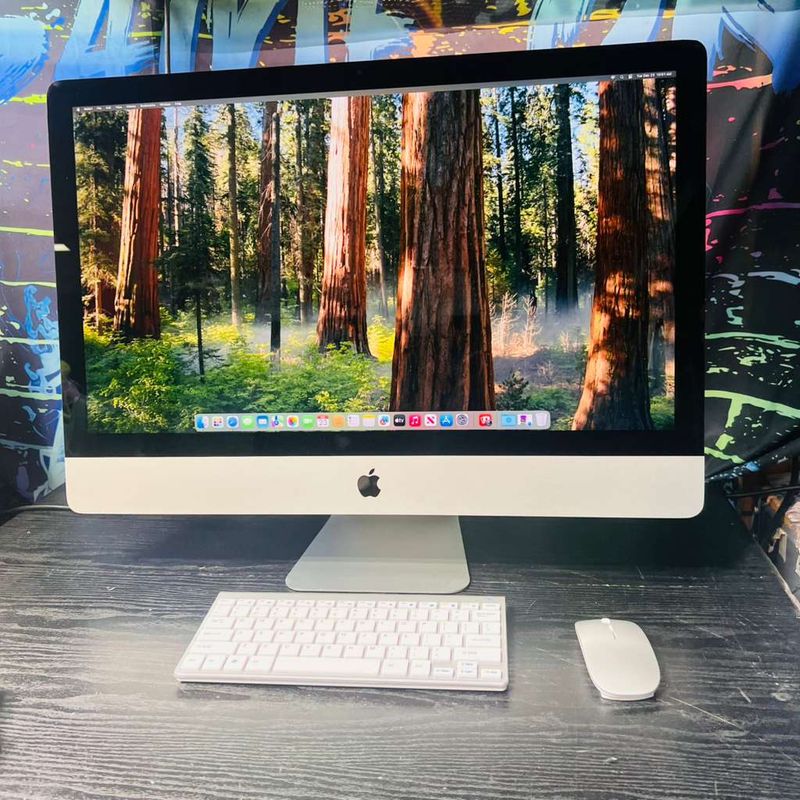 Apple iMac 27” 5K (2020) | i5  | 16GB RAM | 1TB Solid State (SSD) Hard Drive, MacOS Tahoe