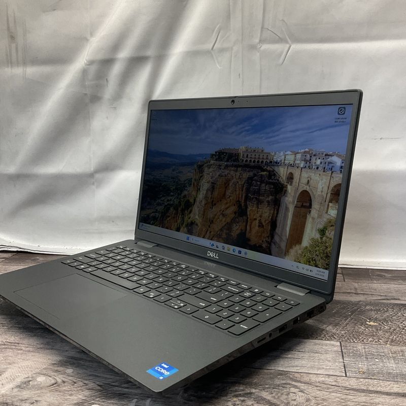 Dell Latitude 3520 Laptop | Intel Core i5 11th Gen | 16GB RAM | 256GB SSD | Windows 11 Pro