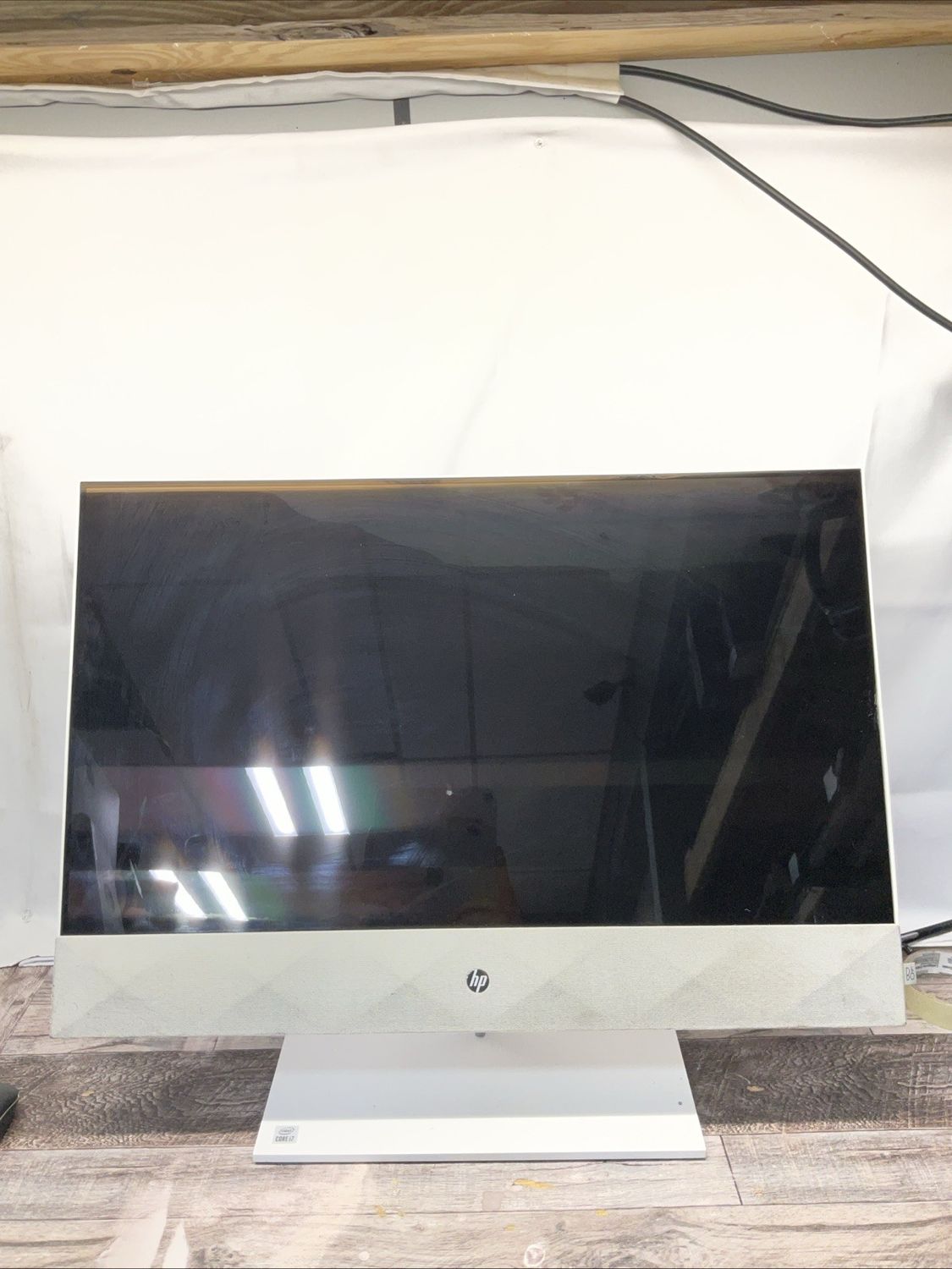 HP 27-d0072 All-in-One PC | Intel Core i7 10th Gen | NO SSD | Broken Screen | For Parts or Repair