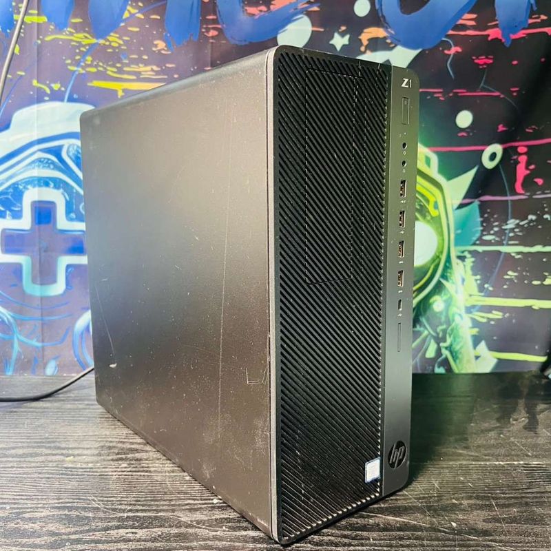 HP Z1 Entry Tower G5 Desktop PC | Intel Core i7 9th Gen | 32GB RAM | 256GB SSD + 1TB HDD | Windows 11 Pro