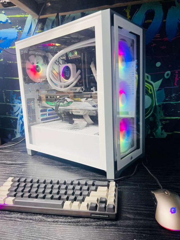 Gaming PC | Ryzen 7 9700X | RTX 4070 Ti 12GB | 32GB DDR5 | 512GB SSD + 1TB HDD | New