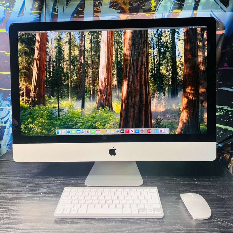 Apple iMac 27” 5K (2020) | i5  | 16GB RAM | 1TB Solid State (SSD) Hard Drive, MacOS Tahoe