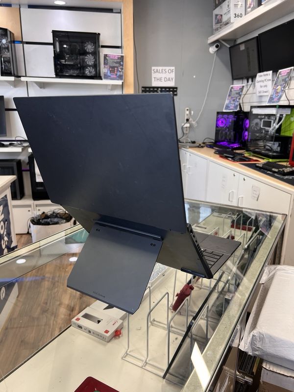 ASUS Zenbook Duo Dual Touchscreen Laptop | Intel Ultra 9 | 32GB RAM | 1TB SSD | Stylus Included