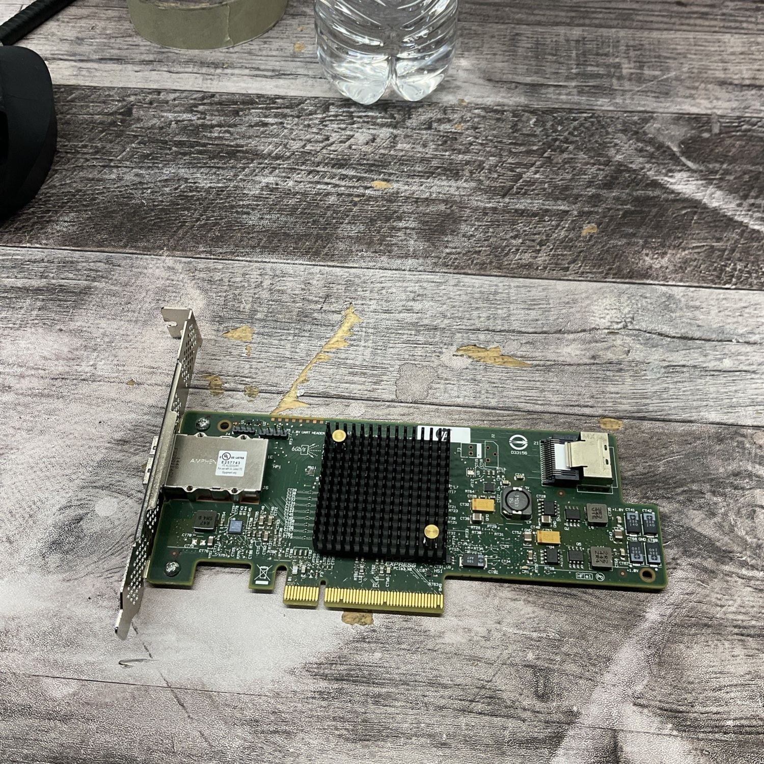 LSI SAS 9207-4i4e SAS HBA Card | PCIe 3.0 x8 | 6Gb/s SAS/SATA | SFF-8087 SFF-8088