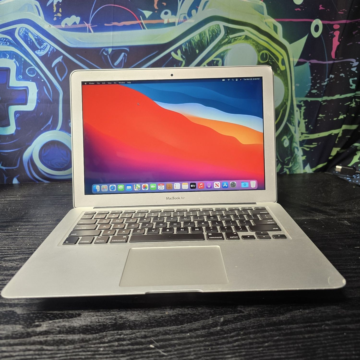 Apple MacBook Air 13.3" A1466 | Intel Core i5 | 4GB RAM | 120GB SSD | macOS Big Sur