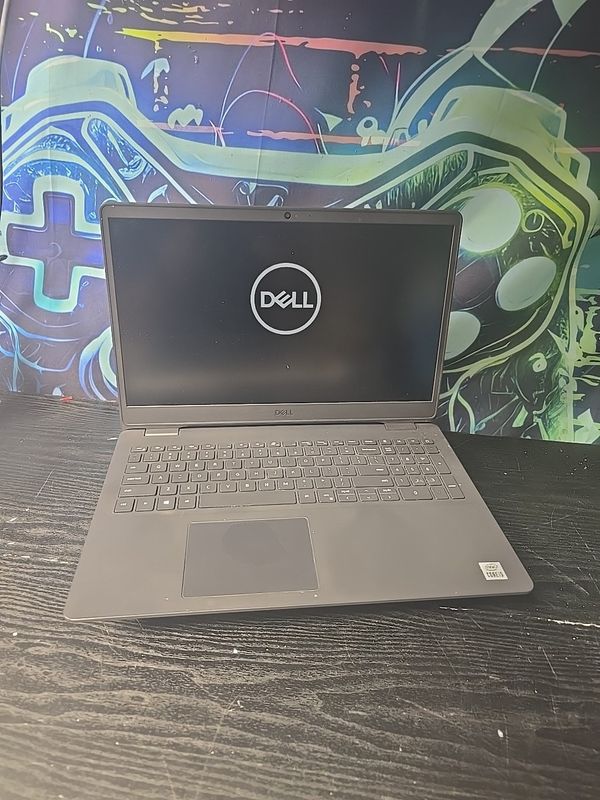 Dell Inspiron 3501 i5 10th Gen 8GB RAM 180GB SSD 15.6" FHD Touchscreen Windows 11 Pro