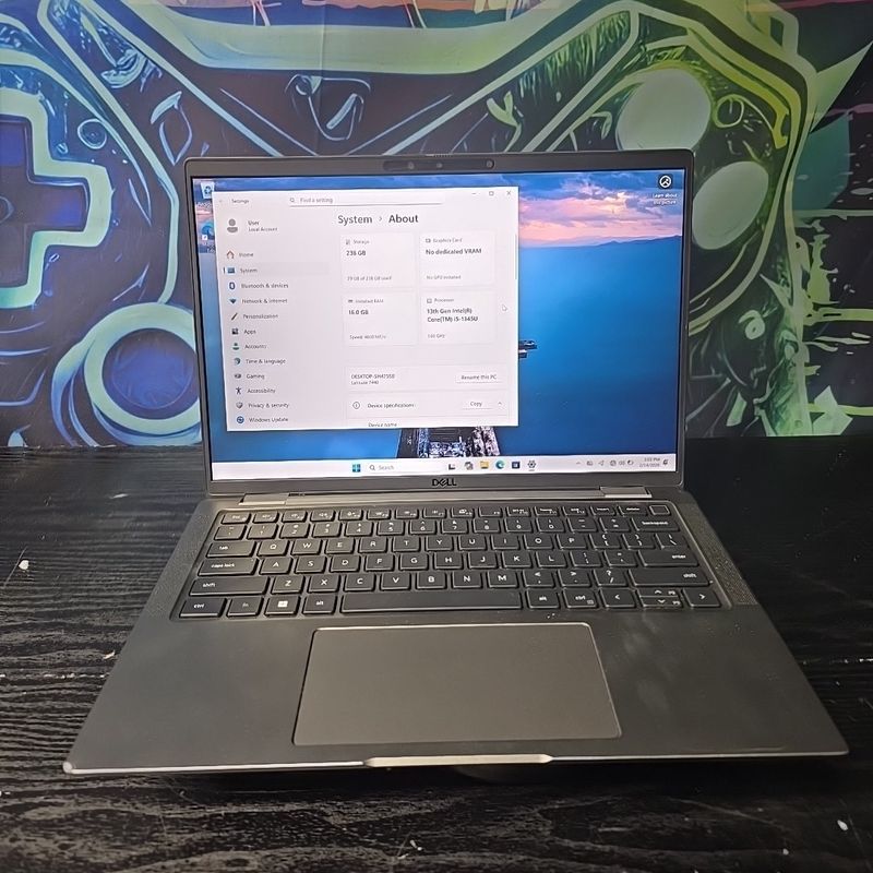 Dell Latitude 7440 i5 13th Gen 16GB DDR5 256GB NVMe SSD 14" Windows 11 Pro
