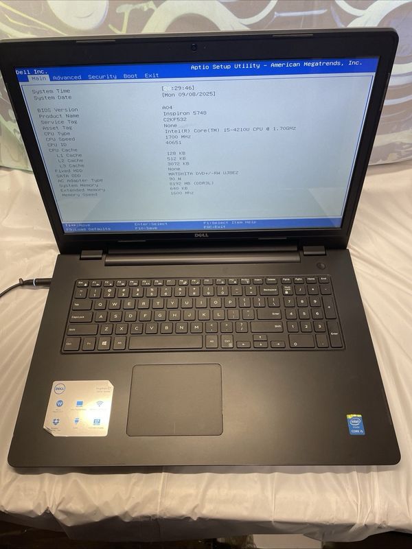 Dell Inspiron 17 5748 i5 4th Gen 8GB RAM 240GB SSD 17.3" Windows 11 Pro