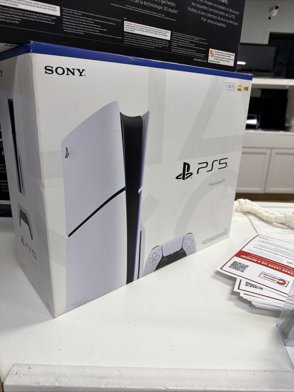 Sony PlayStation 5 Slim Disc Edition 1TB White Console