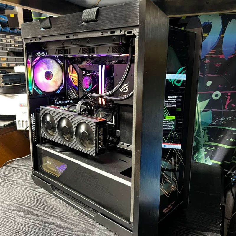 Gaming PC | RTX 4090 24GB | i9-14900KF | 32GB DDR5 | 2.5TB NVMe