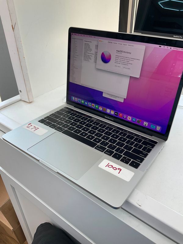 Apple MacBook Pro 2016 i5 8GB RAM 250GB SSD 13.3" Retina Monterey