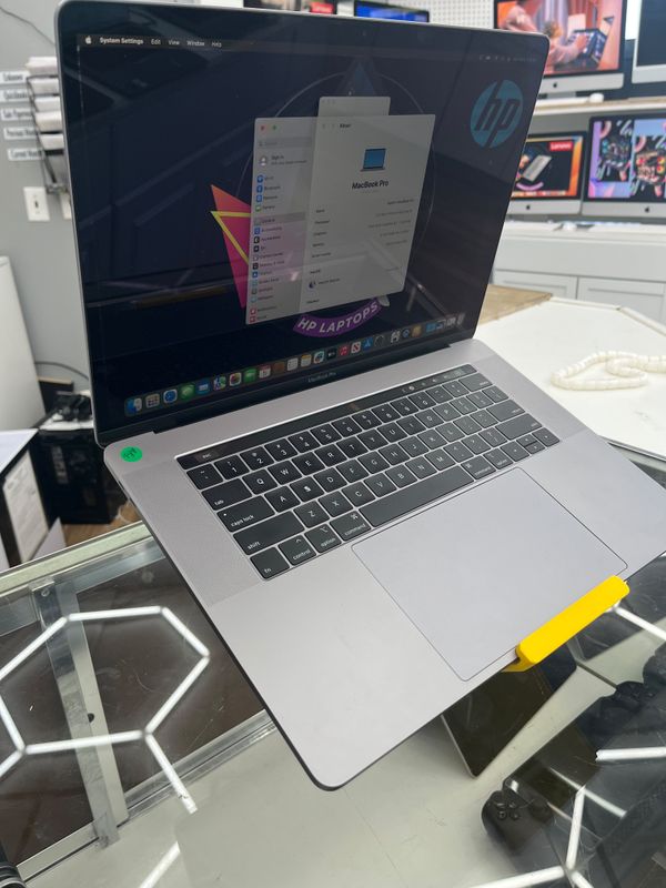 Apple MacBook Pro Core i9 32GB 1TB 15.4" Retina