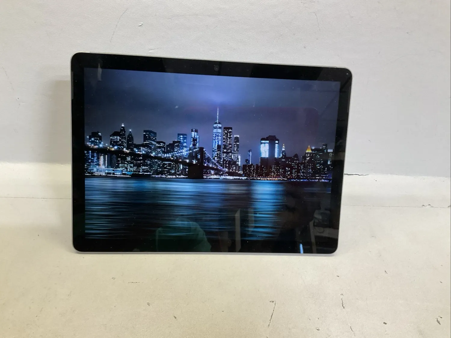 Microsoft Surface Go 3 Core i3 8GB RAM 128GB SSD Touchscreen