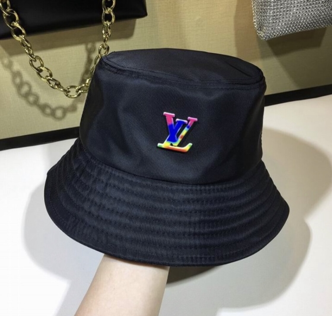 LV hats unisex