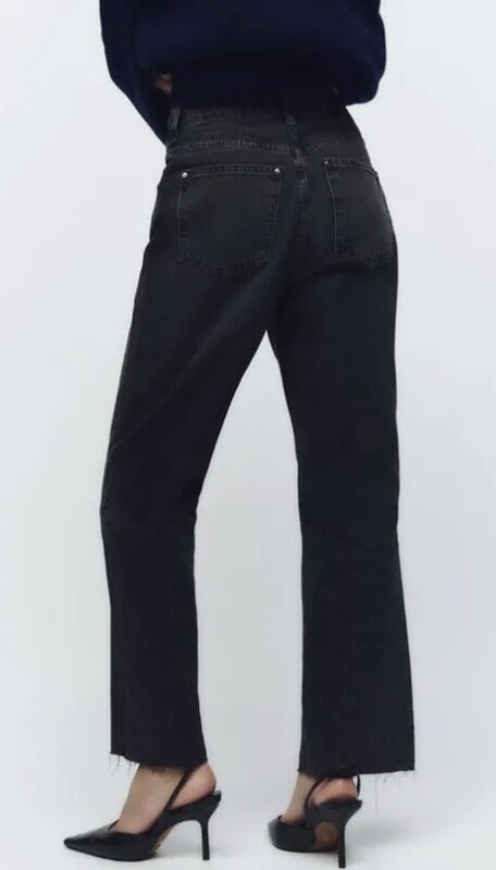 Black mom jeans