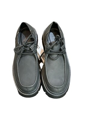 Men shoe size 11