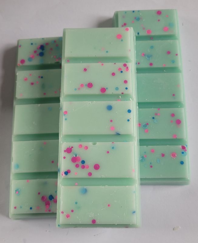 Deliciously drenched snapbars 