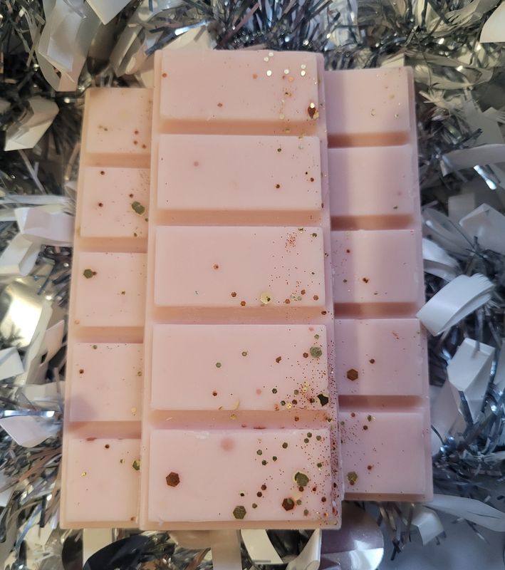 Marshmallow gingerbread snapbars 