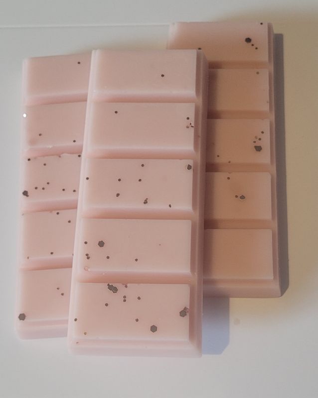 Warming Cashmere snapbars 