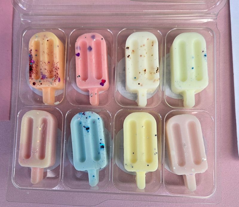 Find your new favourite lolly pack 