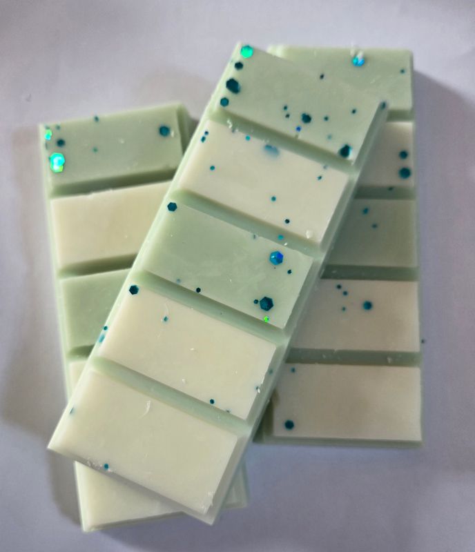 English pear and fressia snapbars English pear and fressia snapbars