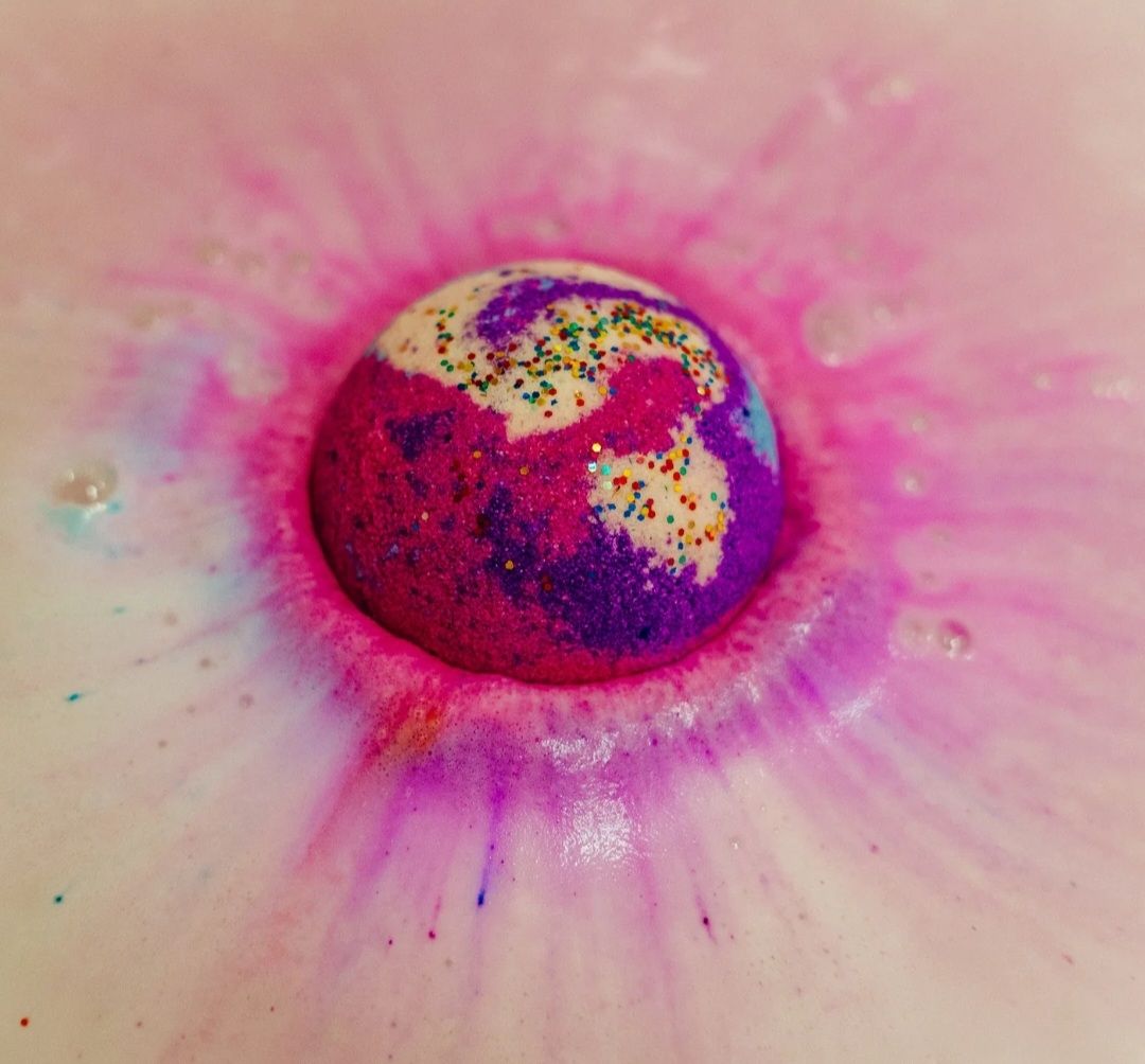 Bath bomb birthday cake 