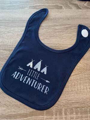 Slabbetje &#39;Little adventurer&#39;