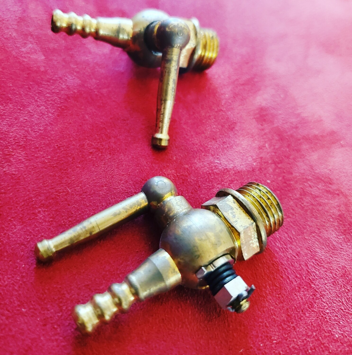 1/4&quot; Chopper Brass Petcock with stepped Nipple