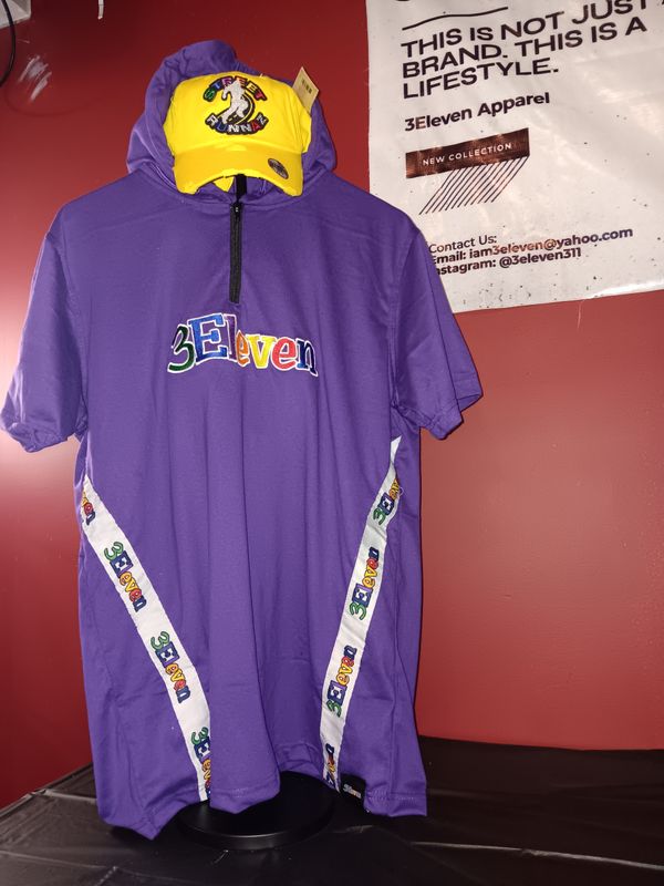 Hoodie Tee's