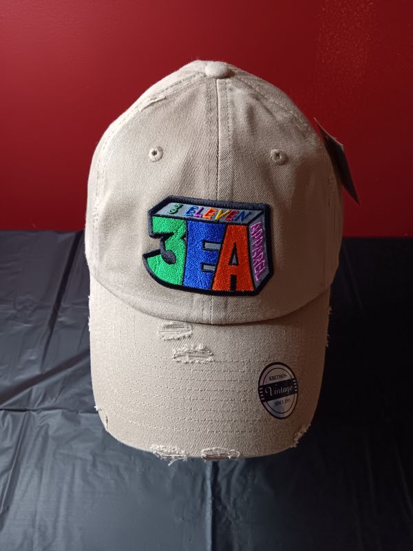 3EA distressed caps