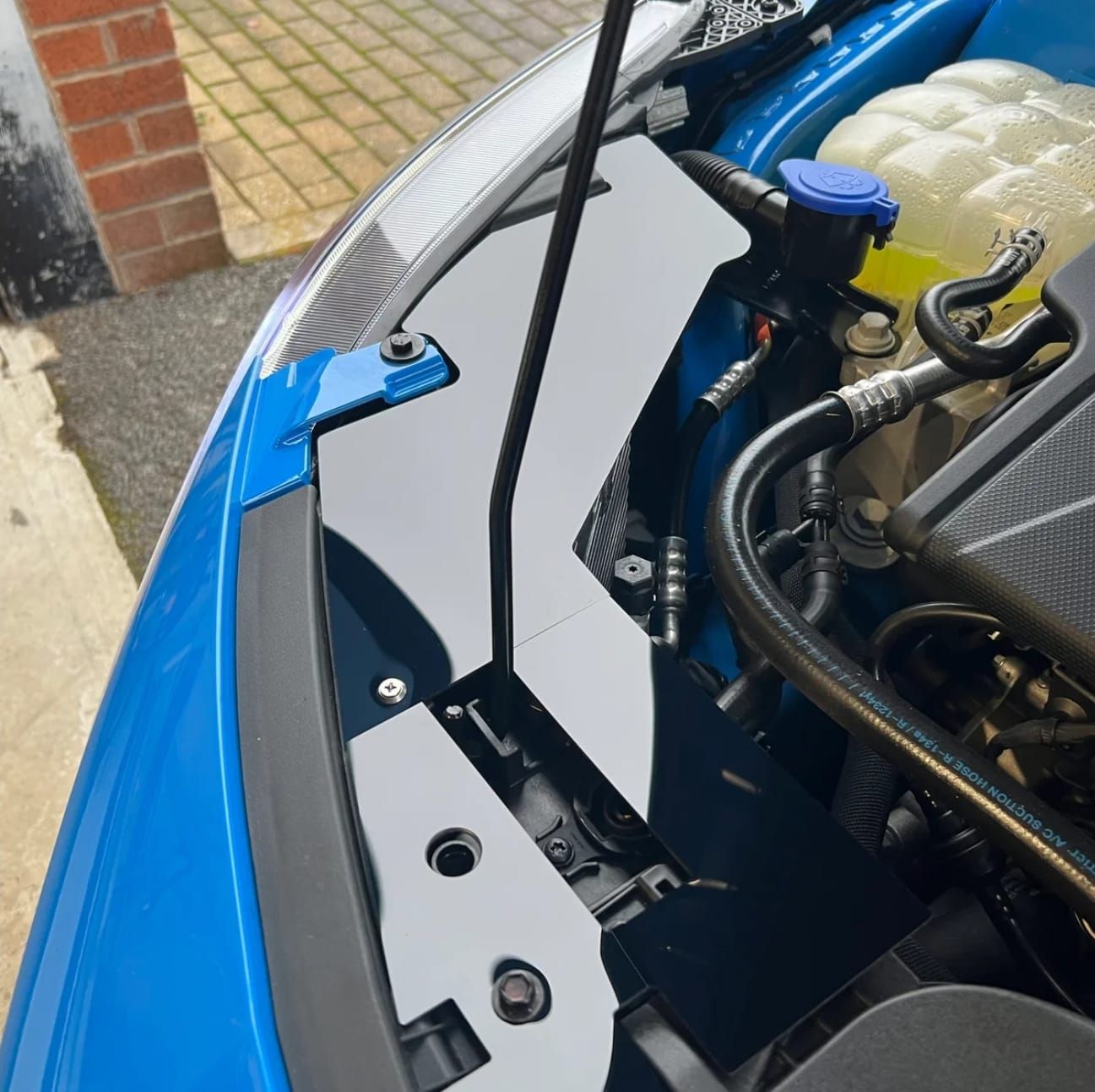 Ford, Stylisches Performance-Cover für den Motor, ideal für Fahrzeugtuning, Show&Shine, Werterhaltung, Fahrzeugpflege und eine individuelle Optik, perfekt für alle, die ihr Auto aufwerten möchten. Motorabdeckung Verkleidung Motorraum