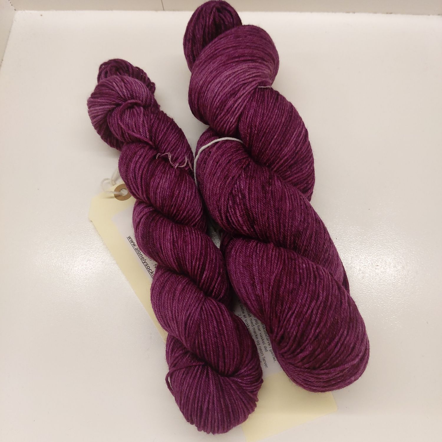 Monochromatic Burgundy 50g