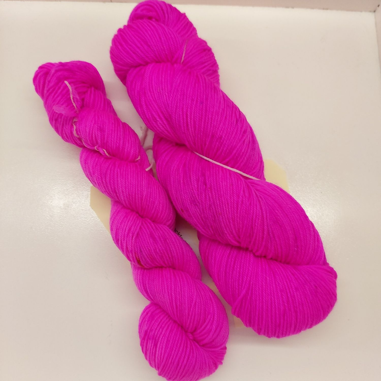 Monochromatic Fluorescent Fuchsia 100g